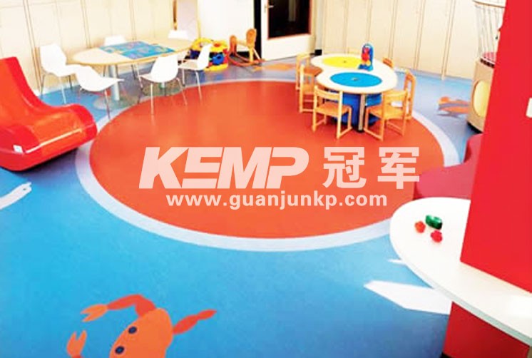 室內塑膠運動地板