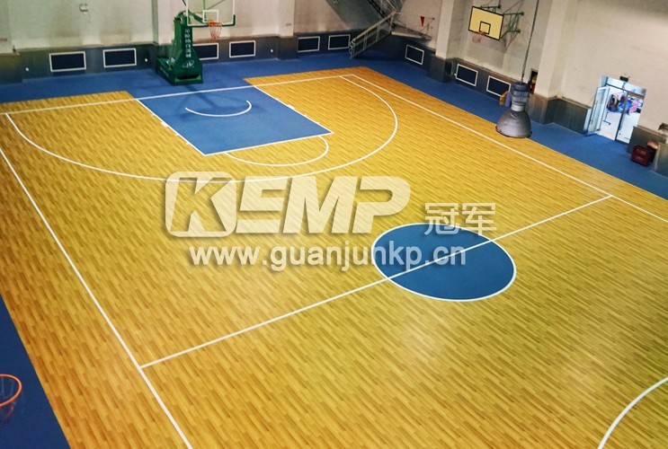 籃球運動地板