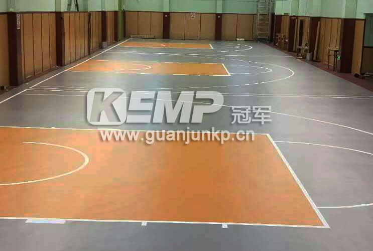 籃球運動地板