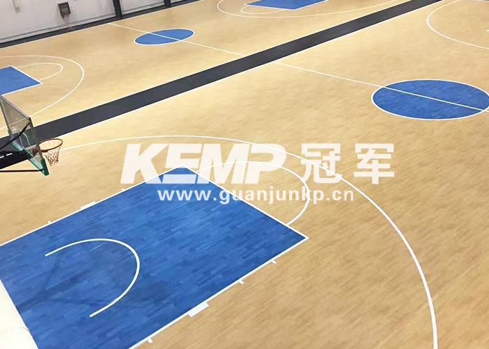 籃球運動地板