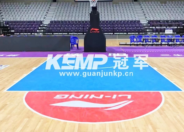 籃球場實木地板