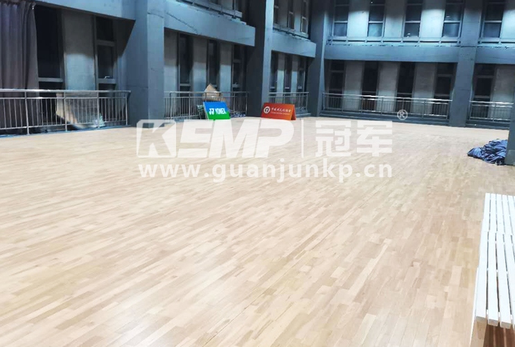  天津梅江中心大廈室內羽毛球館